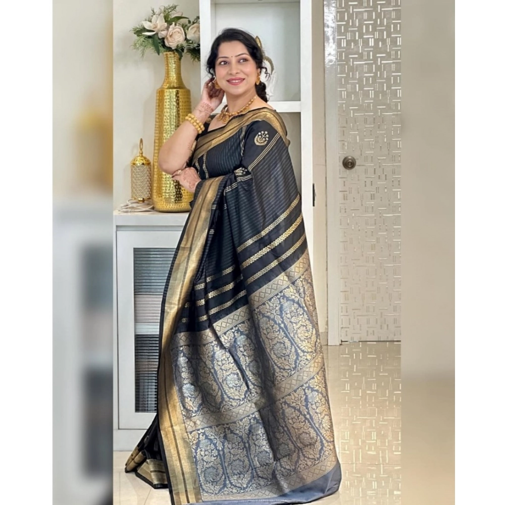 Women's Silk Printed Saree With Unstitched Blouse 5.5Mtr (Black) - Image 2