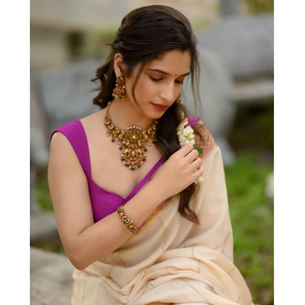 Women's Silk Printed Saree With Unstitched Blouse 5.5Mtr (Off White-Pink) - Image 3
