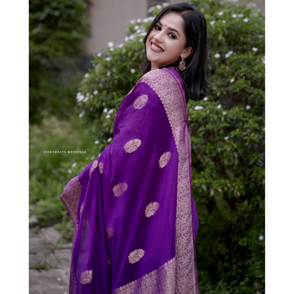 Women's Silk Printed Saree With Unstitched Blouse 5.5Mtr (Purple) - Image 2