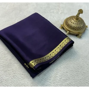 Women's Crepe Chit Pallu Solid Saree With Unstitched Blouse 5.5Mtr (Navy Blue)