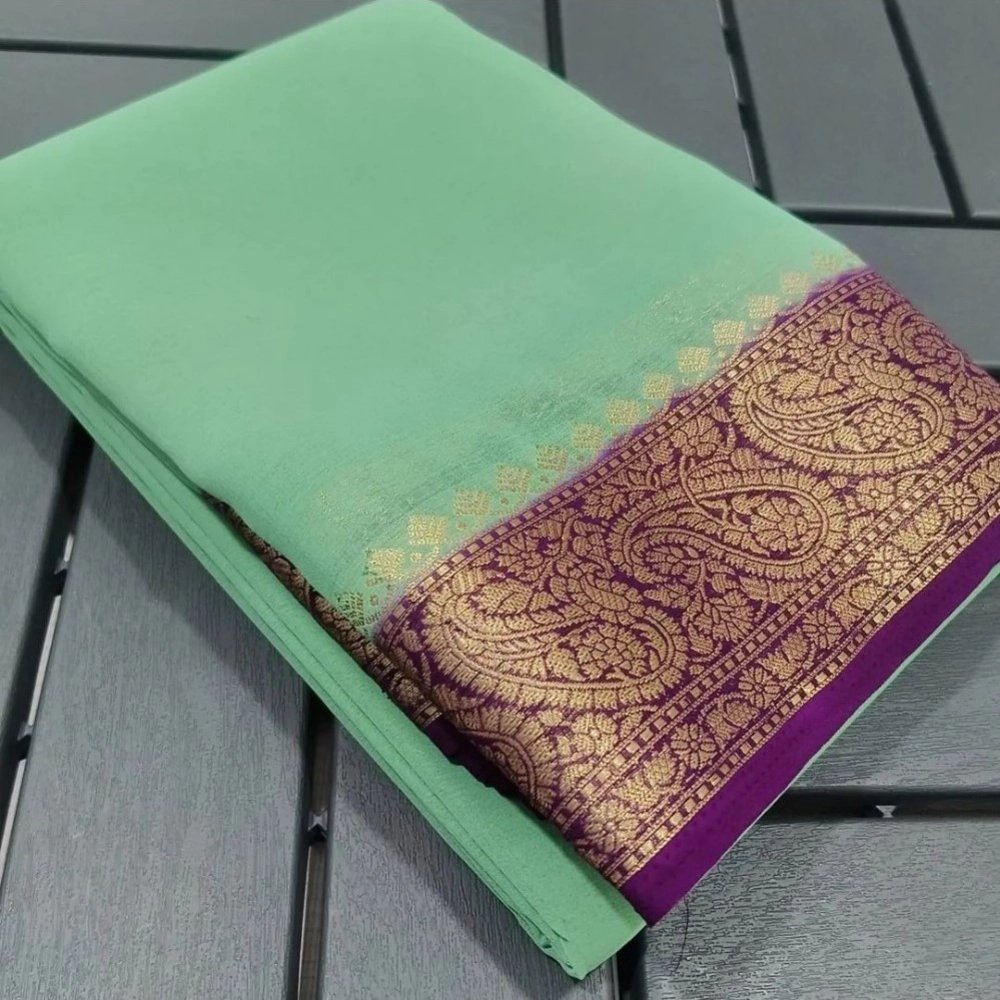 Women's Crepe Chit Pallu Solid Saree With Unstitched Blouse 5.5Mtr (Light Green)